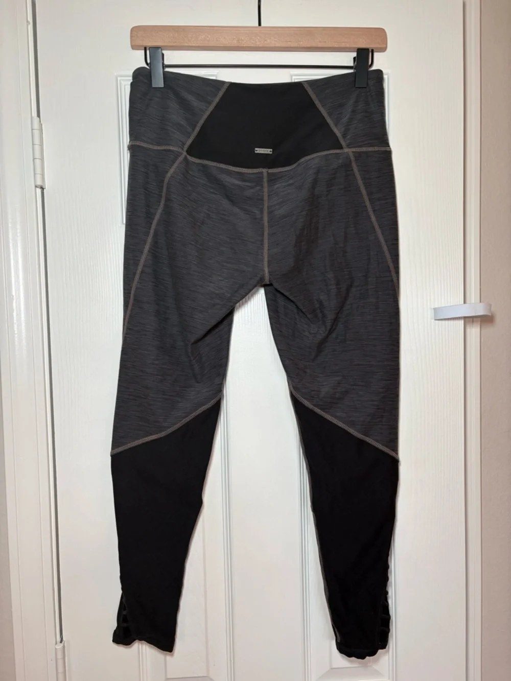 prAna Gray‎ Heathered Lattice Crop Leggings Size M High Rise 7/8 Athleisure